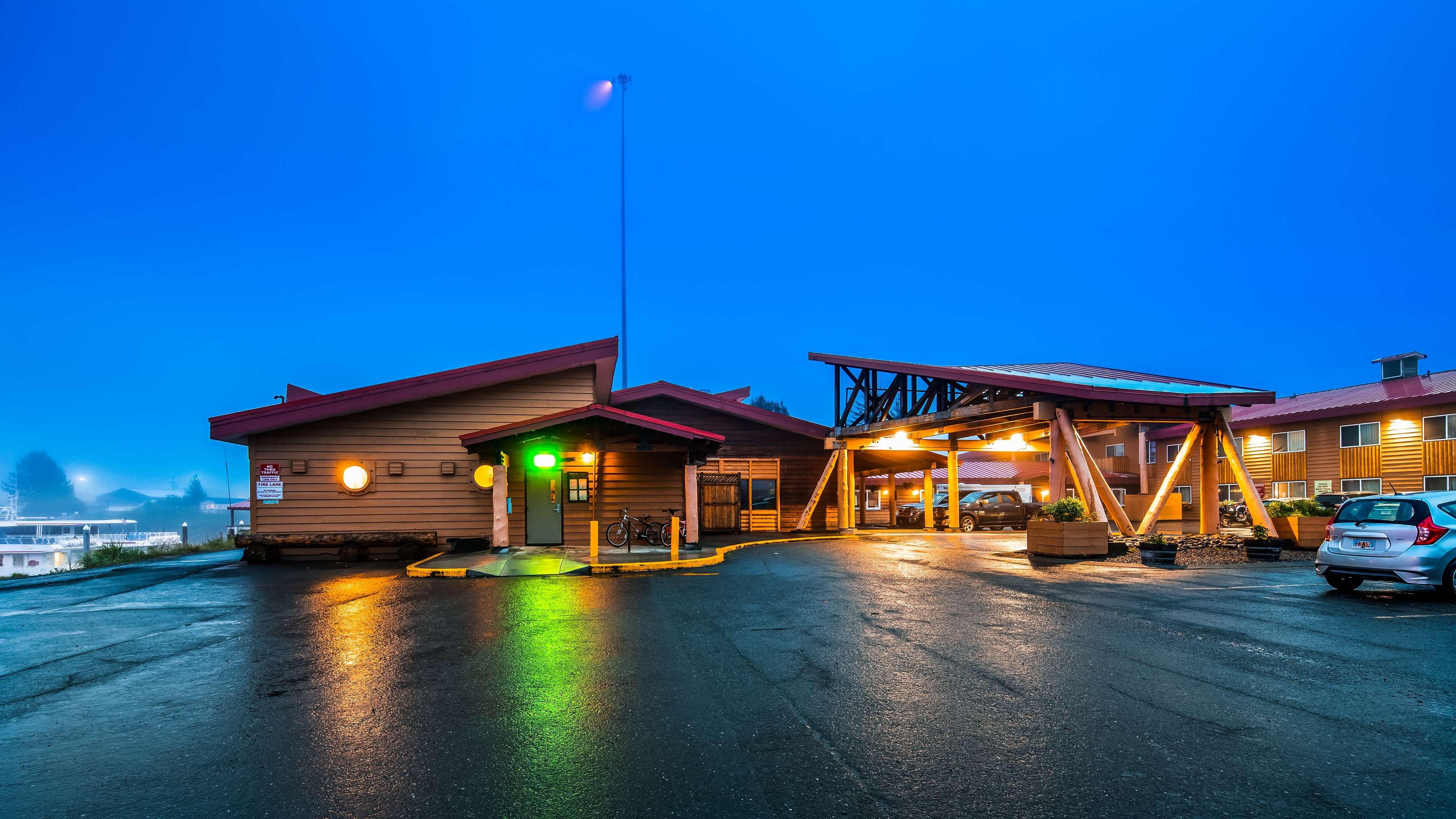 Best Western Valdez Harbor Inn Extérieur photo