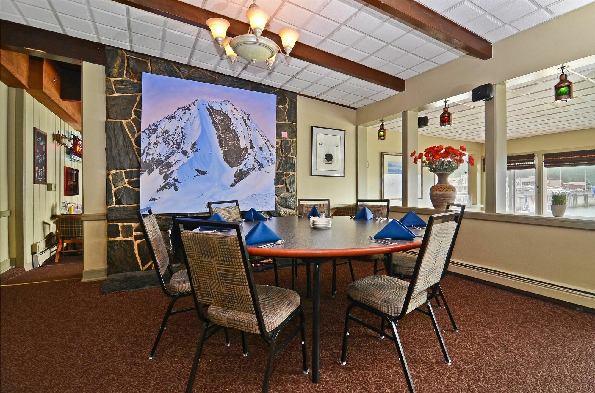 Best Western Valdez Harbor Inn Extérieur photo